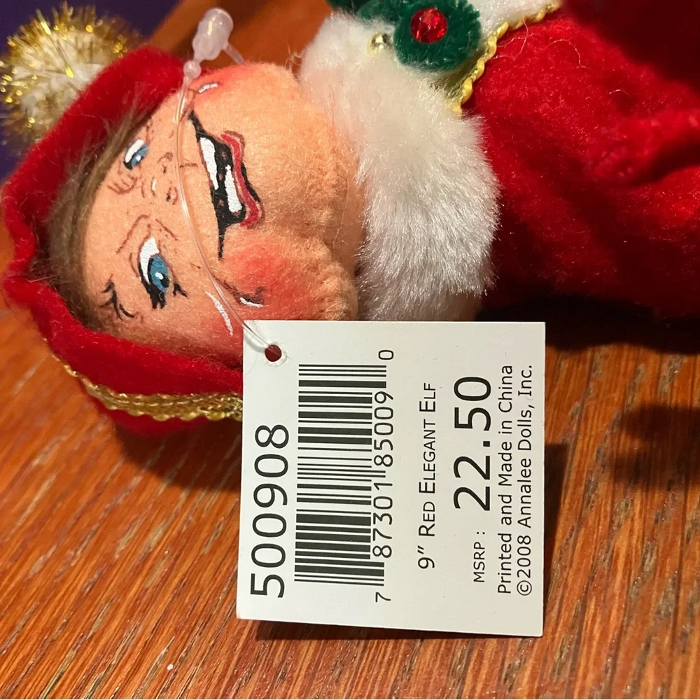 NWT Annalee 9” Red Elegant Elf.  Eyes open, mischievous grin, brown hair. 500908
